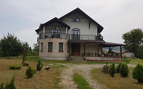 Natura Chalet